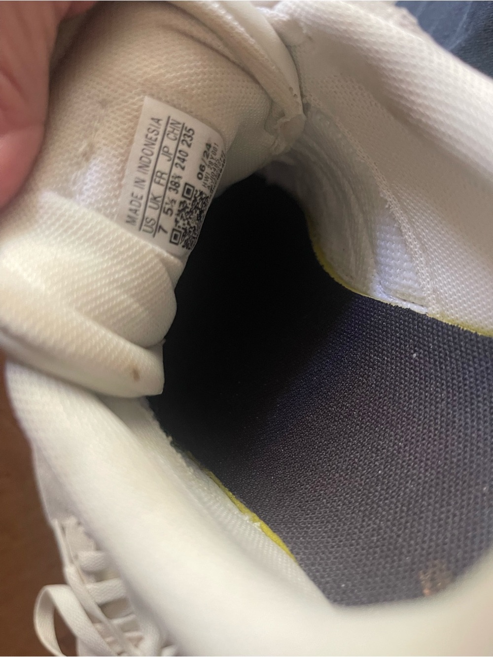 adidas Women's Casual Sneakers in Off-White with Gum Sole - Picture 9 of 13